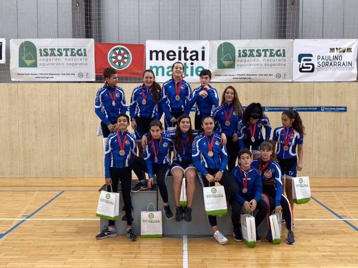 V. Irristaka Indoor Saria 11 1577393173001