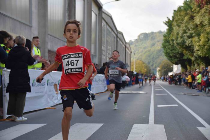 Gozatu egin dute txikienek S 55 1634039499684