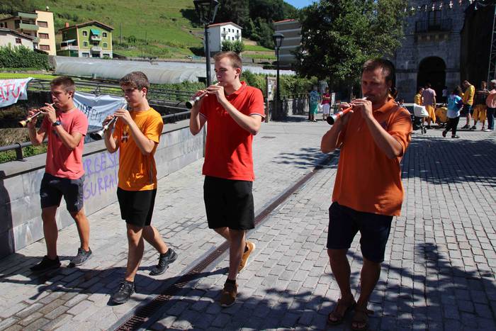 Ibarra San Bartolome jaiak 2 23 1535371890045