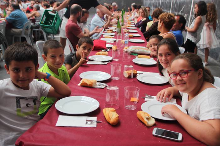 Txekor usainak bilduta 2 1502030996096