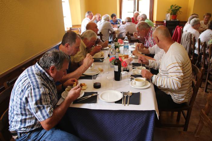 Kontseju ostatuan elkartu dira erretirodunak 3 1473348663175