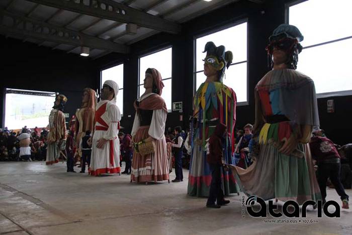 Txikiak handien miresle  37 1518270718317