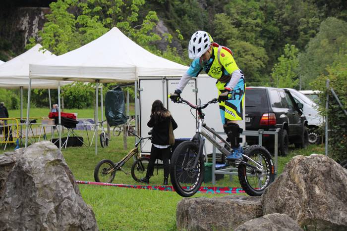 Oreka landuz, bi gurpilen ga 13 1525011662228