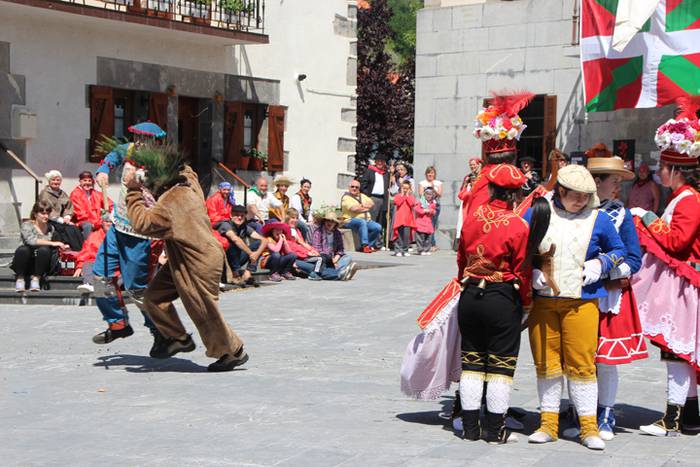 Maskaradak herriz herri 61 1494160590509