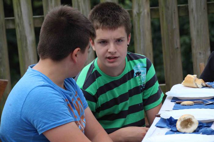 Jantoki pribilegiatu bat, Sa 2 1532186896763