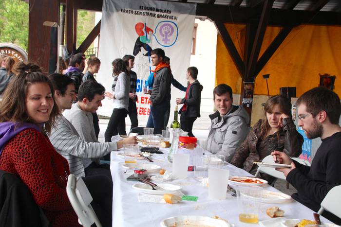 Gazte izateak ez duelako adi 37 1523733465698