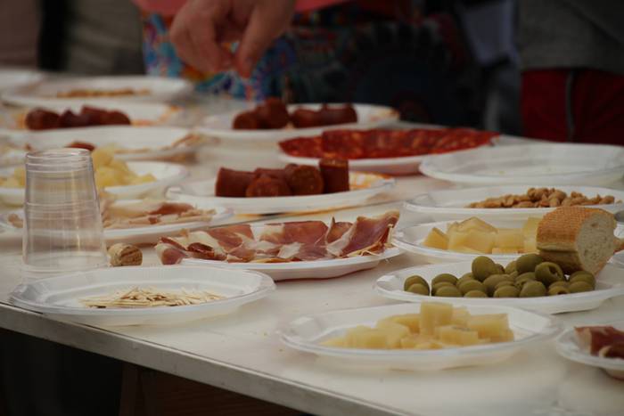 San Pedroren omenez, meza eta hamaiketakoa 4 1467558988450