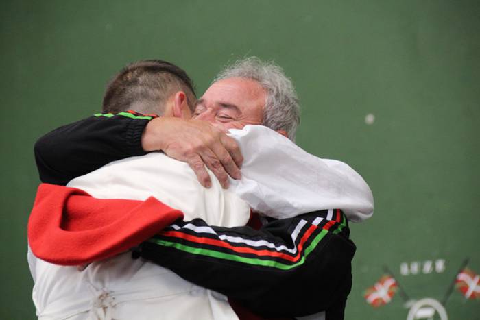 Eskerrik asko, Batis 66 1505571574749