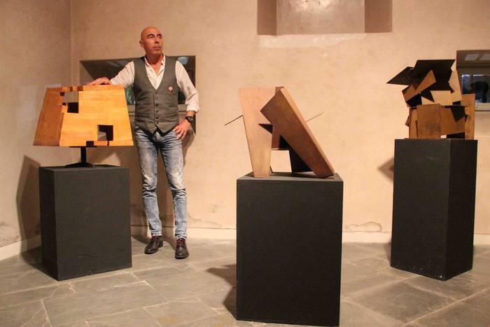 Eskultoreen erakusketa inaug 22 1541877876723