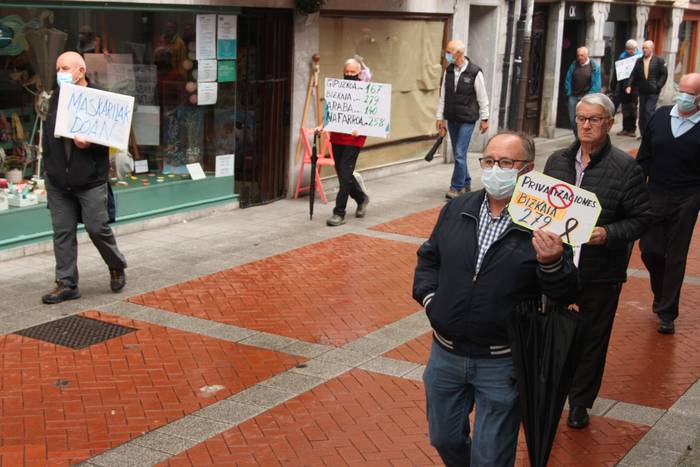 Erretirodunen  manifestazioa 12 1591612366250