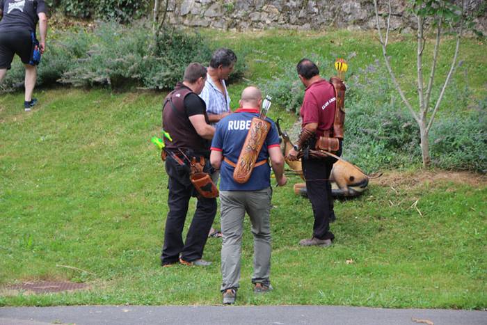 Arku-tiraketa Bihotzez elkar 27 1498391954402