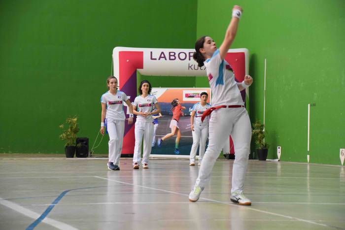 Final-laurdenei begira jarri 24 1582828830832