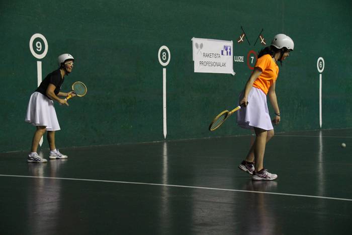 Emakume, raketista eta profe 53 1511035311956