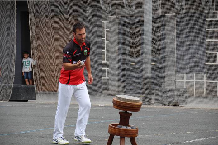 ENRIQUE ABRIL TXAPELKETA 201 3 1504445363931