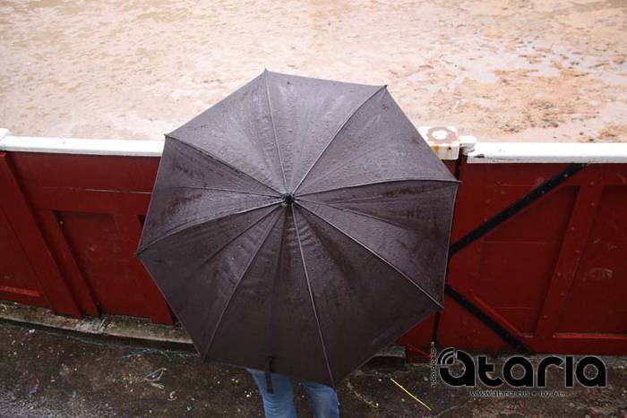 Eguraldi txarrak ez ditu ina 6 1518199103926