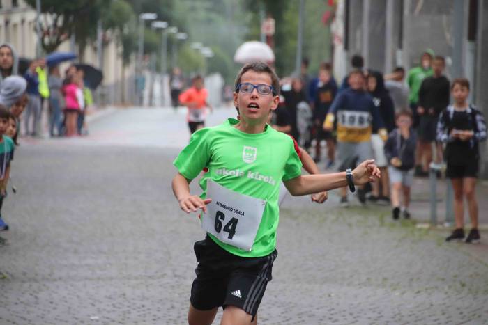 Asteasuko haurrek hasi dute  84 1530189054368