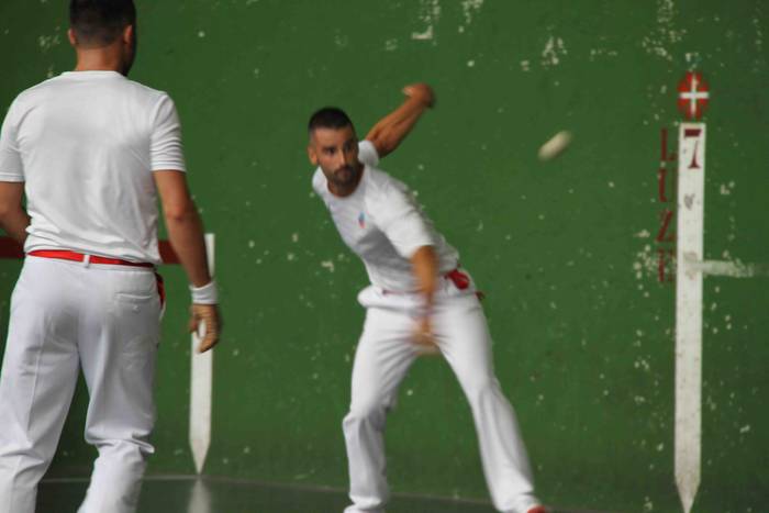 Elola-Etxeberria bikotearent 41 1594495143210