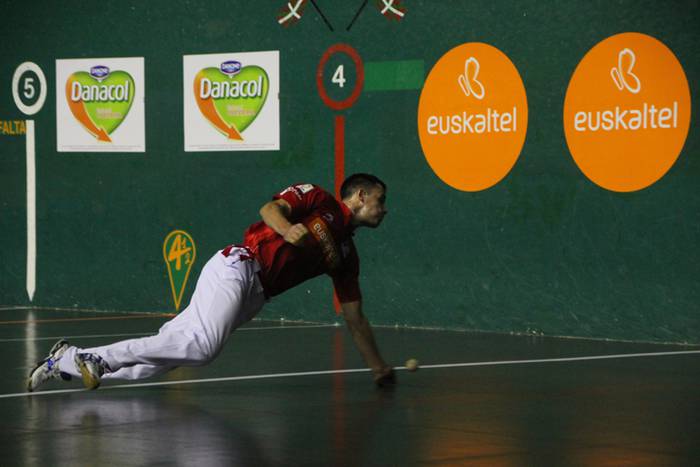 Erasun debuta eta Jaka finalerdia pilota 32 1478375089662