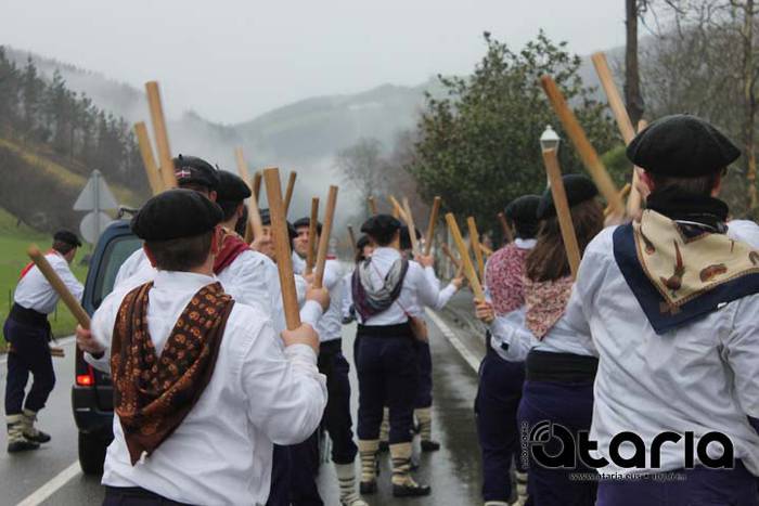 Talaiak tanten azpian ere da 2 1518353877784