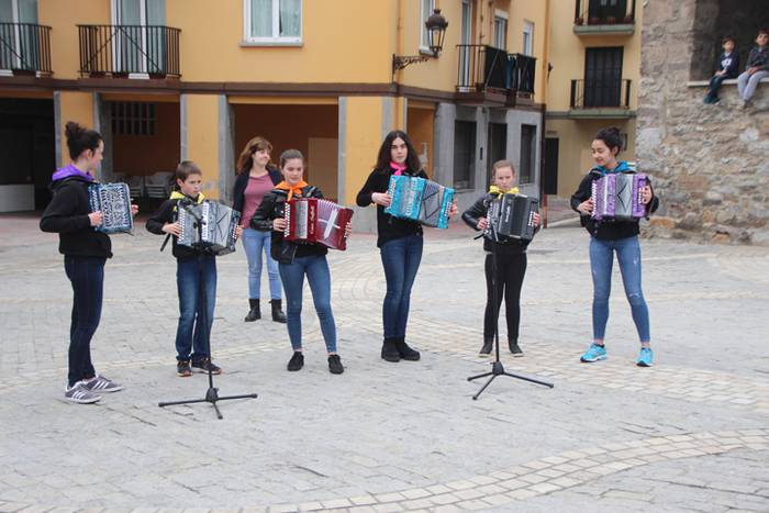 Aitor Mendiluzeri omenaldia  5 1520688727203