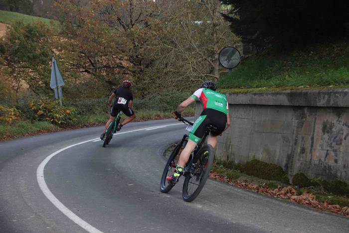 Alexander Ordeñana eta Zuriñ 58 1543079296494