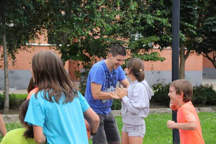 Ezkaratzen arteko lehia sano 13 1530878000125