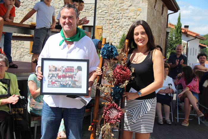 Axeri-dantza Aduna Jaiak 201 37 1534334330843