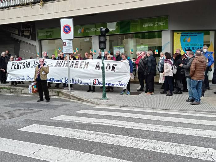 Pentsiodunen mugimendua, Ibe 20 1636449032298