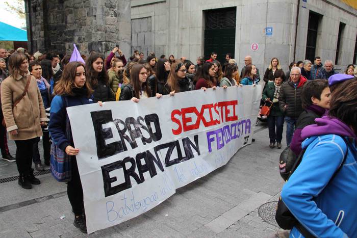 Diskurtsoak politika feminis 16 1543069892899