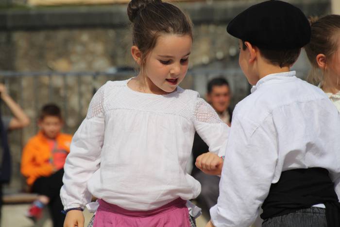 Suziria lehertzearekin bater 11 1494695589208