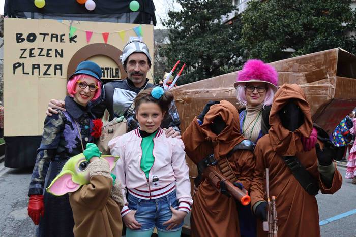 Konpartsa eta mozorroak Zald 4 1645972611097