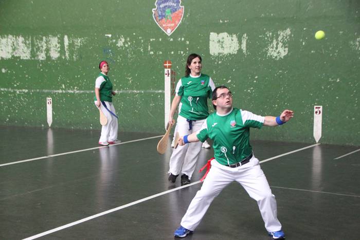 Behar Zana Emakumeen Pala Tx 13 1520711126562