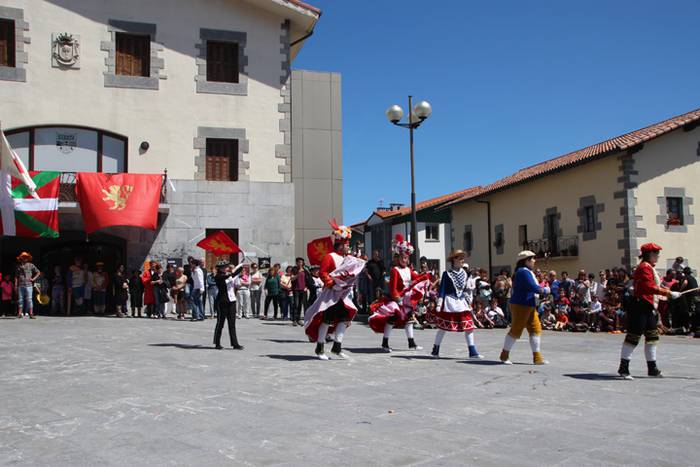 Maskaradak herriz herri 54 1494160547677