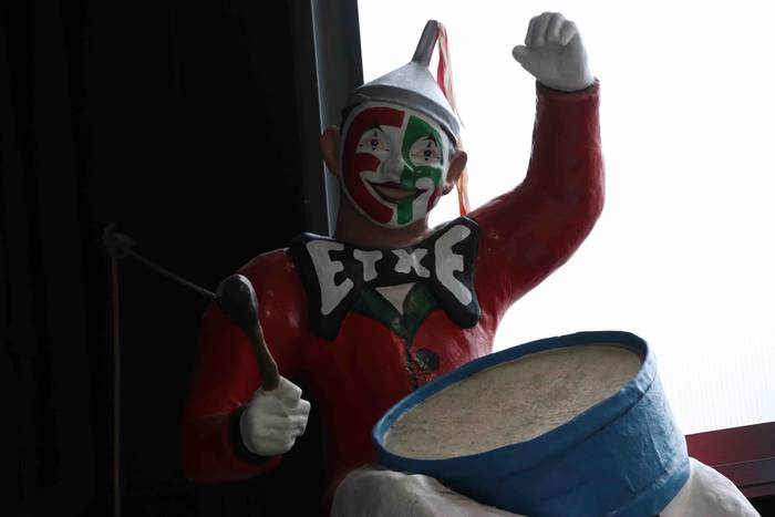 Erraldoi eta buruhandien tai 36 1577095558636