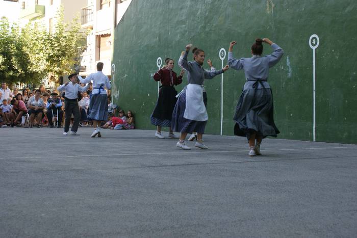 Amezketa san bartolome festa 17 1535466706988