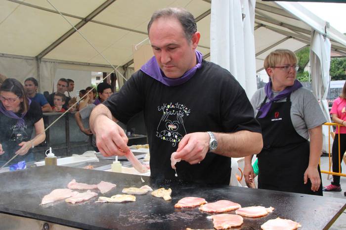 Ikaztegietako Eskola Txikiak Festa 43 1465744472219