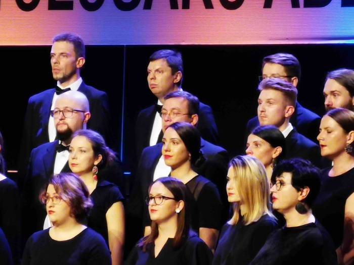 Batavia Madrigal Singers, ik 38 1572636837780