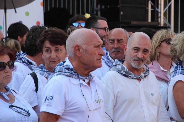 Bero sargoria, sagardoz bust 41 1532981946745