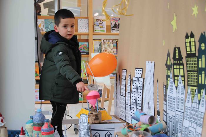 'Munduari itzulia' erakusket 20 1611607020514