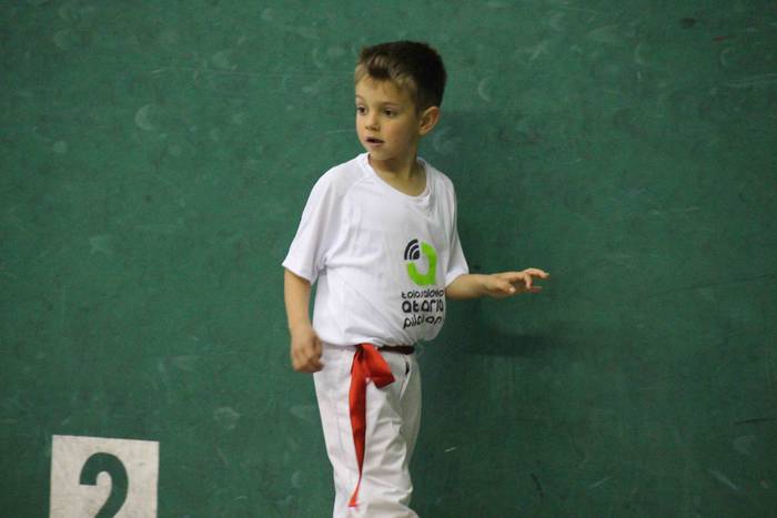 Hasi da V. Ataria Pilota Txa 14 1556962321411