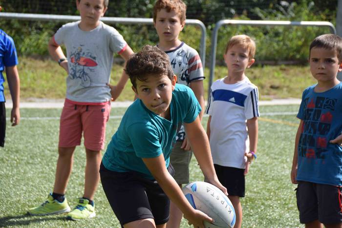 Motor eta errugbi zaleen bil 127 1535805567558