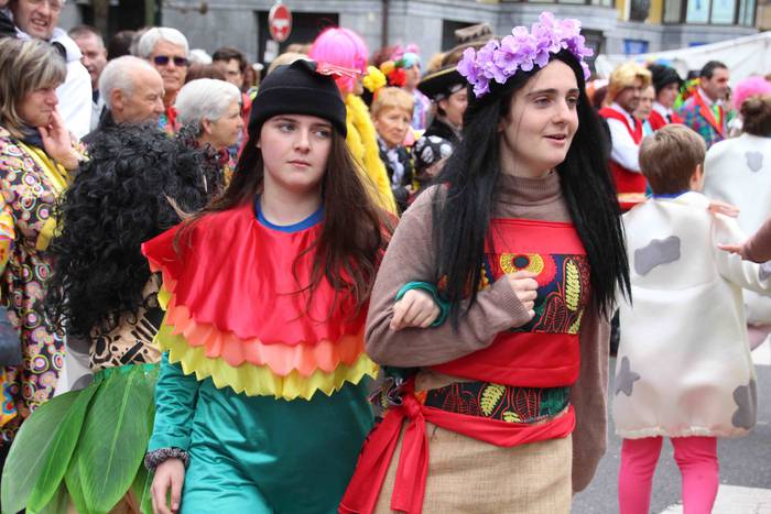 Veneziatik Jamaikaraino, Aut 62 1551717732927