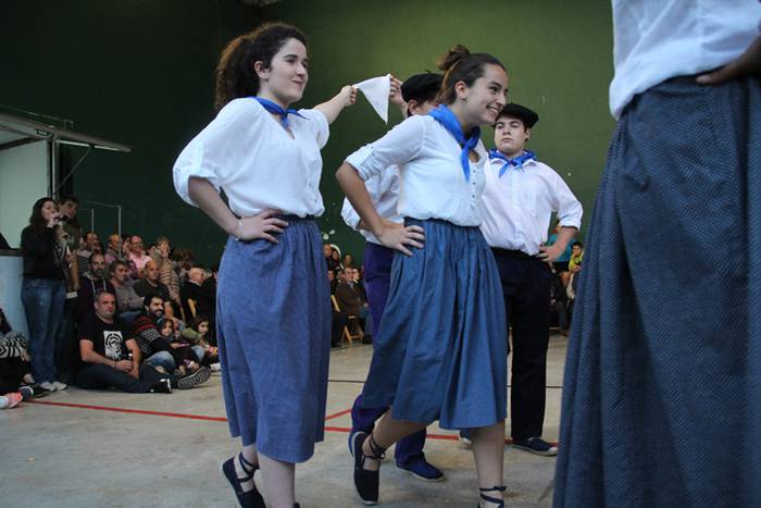 Erakustaldiz betetako arrats 49 1507490186143