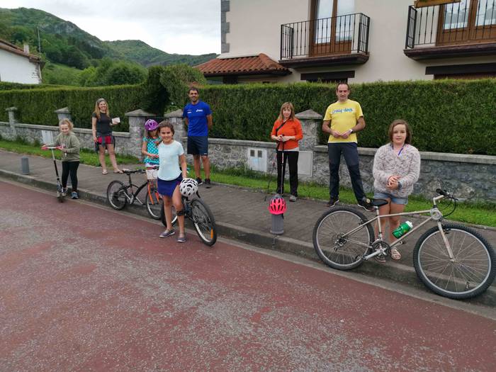 Kirola egitera edo paseatzer 34 1588436285807