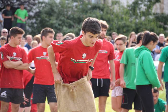 Festa jartzen gazteak nagusi 54 1499019451663