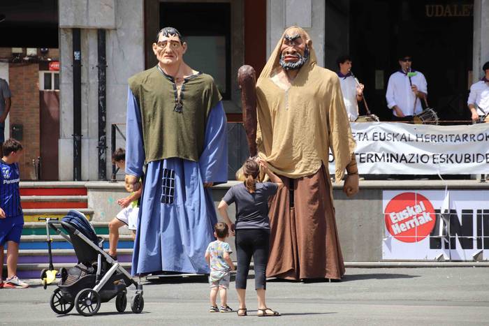 Anoetako jaiak 2022 erraldoi 10 1655558609093