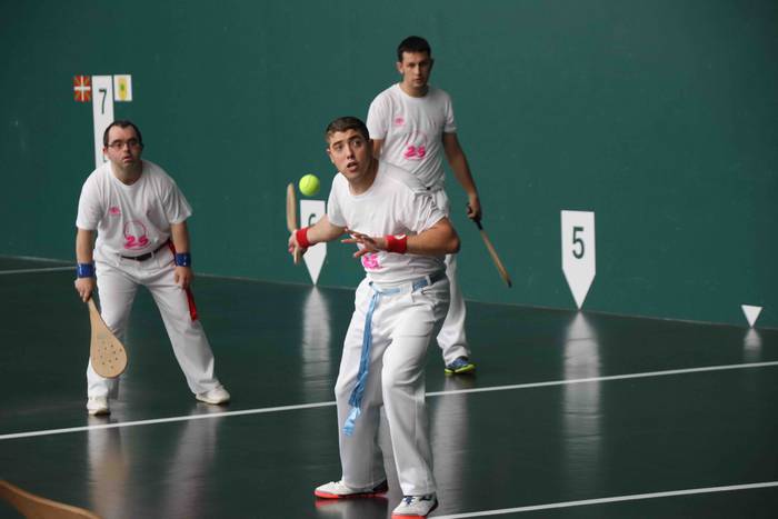 Behar Zanaren Pilota Maratoi 17 1654278644926