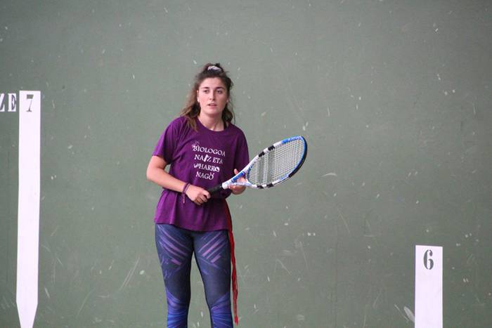 Gazte izateak ez duelako adi 15 1523733338863