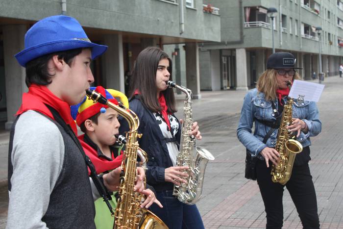 Iurre auzoaren 25. urteurren festa 21 1466265168067