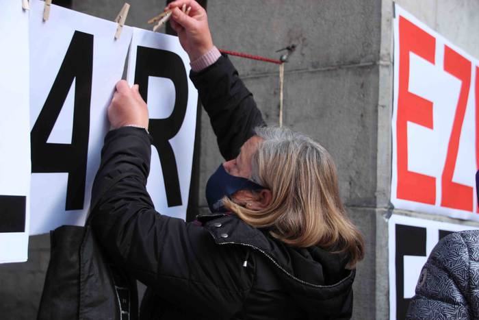 Martxoak 8 bezpera, oneka, p 12 1646657273334